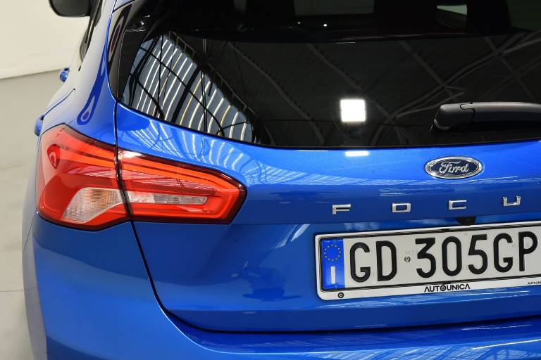 FORD Focus 17