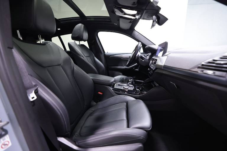 BMW X4 59