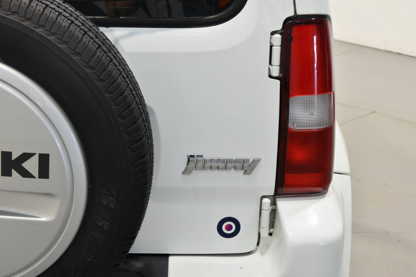 SUZUKI Jimny 15