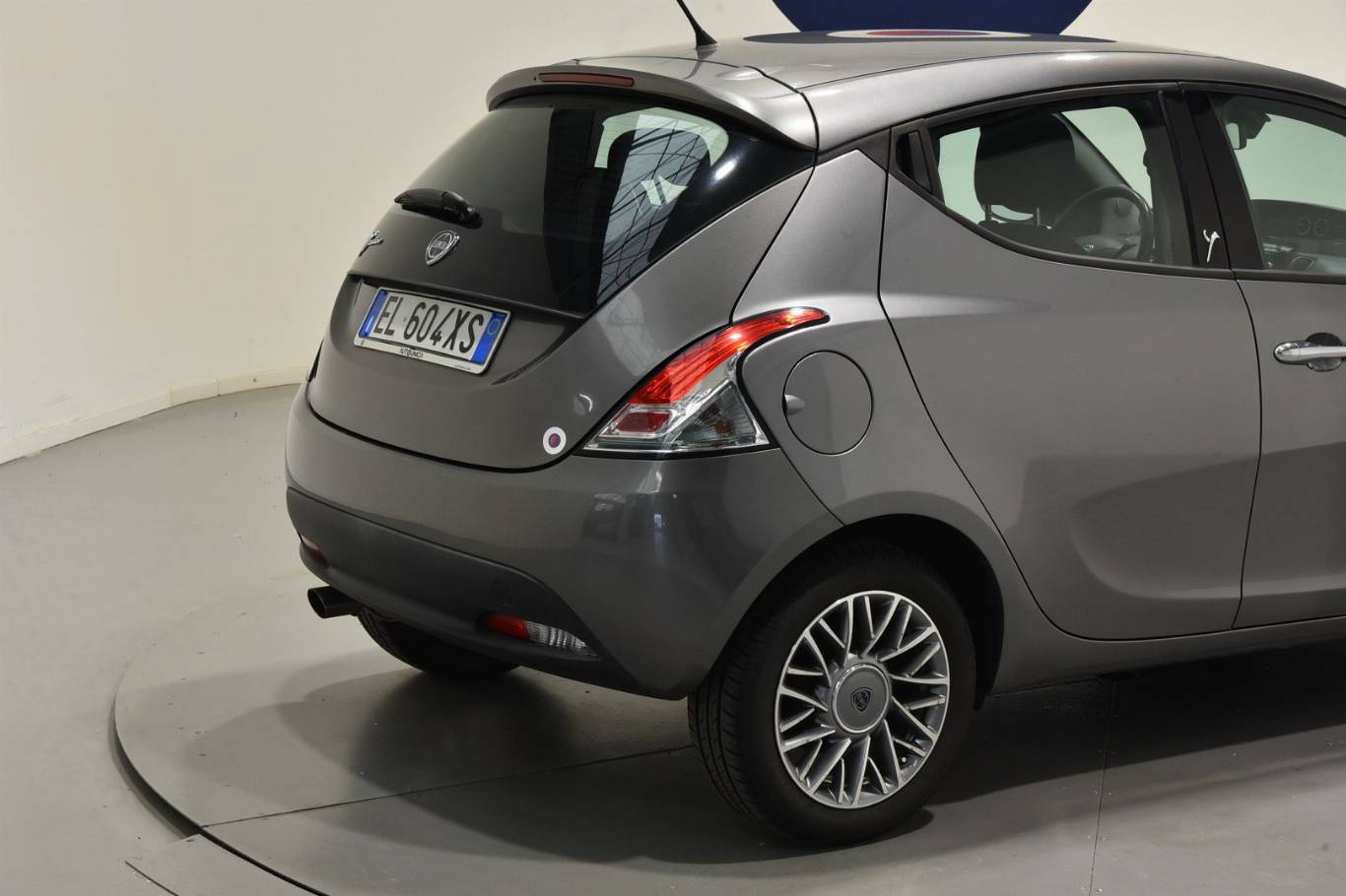 LANCIA Ypsilon 18