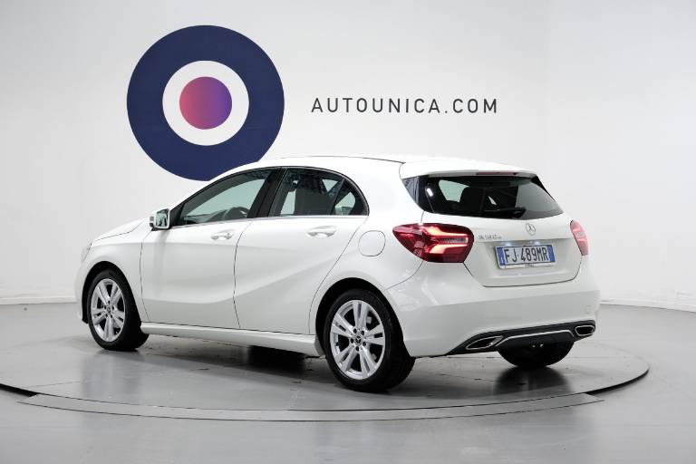 MERCEDES-BENZ A 180 18