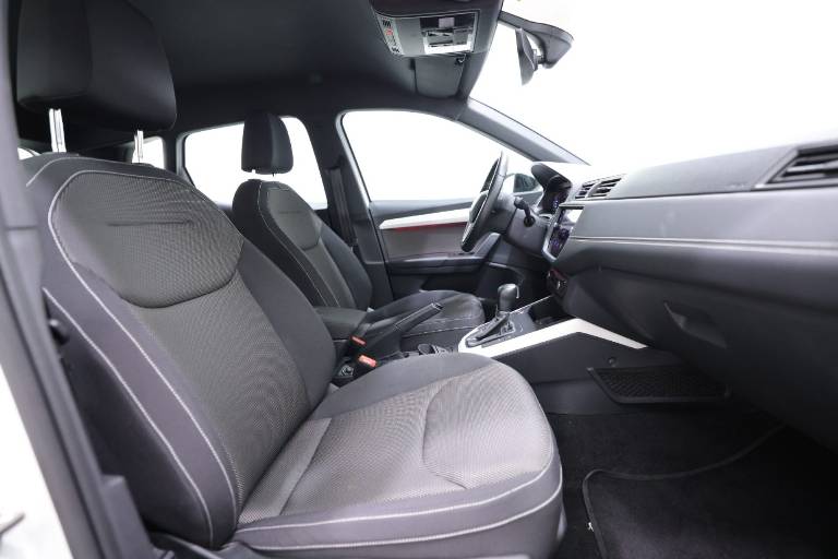 SEAT Arona 42