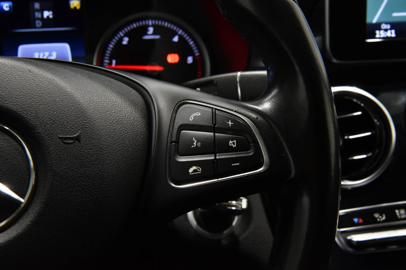 MERCEDES-BENZ C 200 8