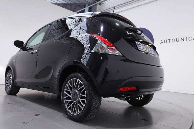 LANCIA Ypsilon 34