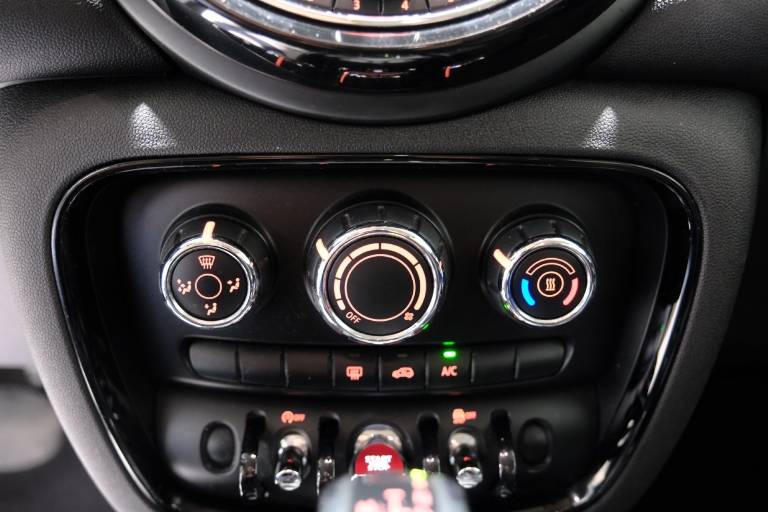 MINI Cooper Clubman 27