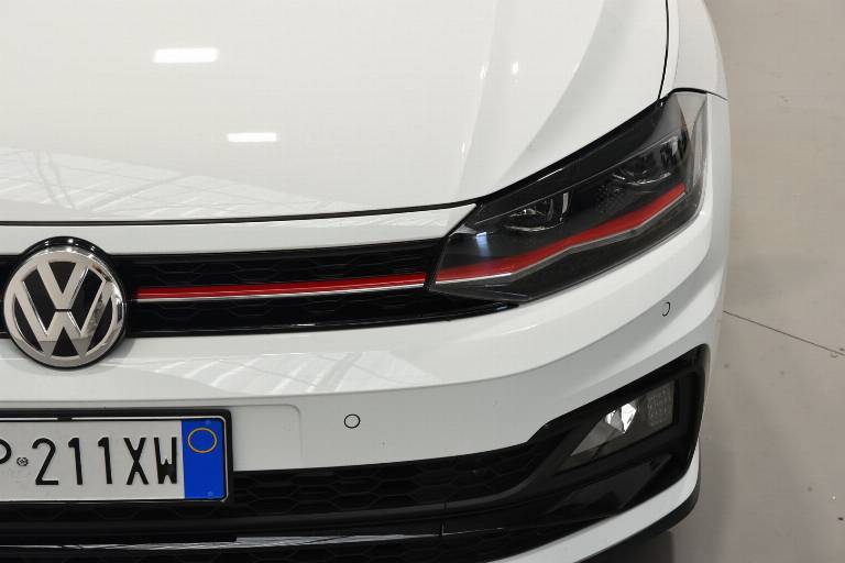 VOLKSWAGEN Polo GTI 15