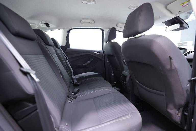 FORD C-Max 43