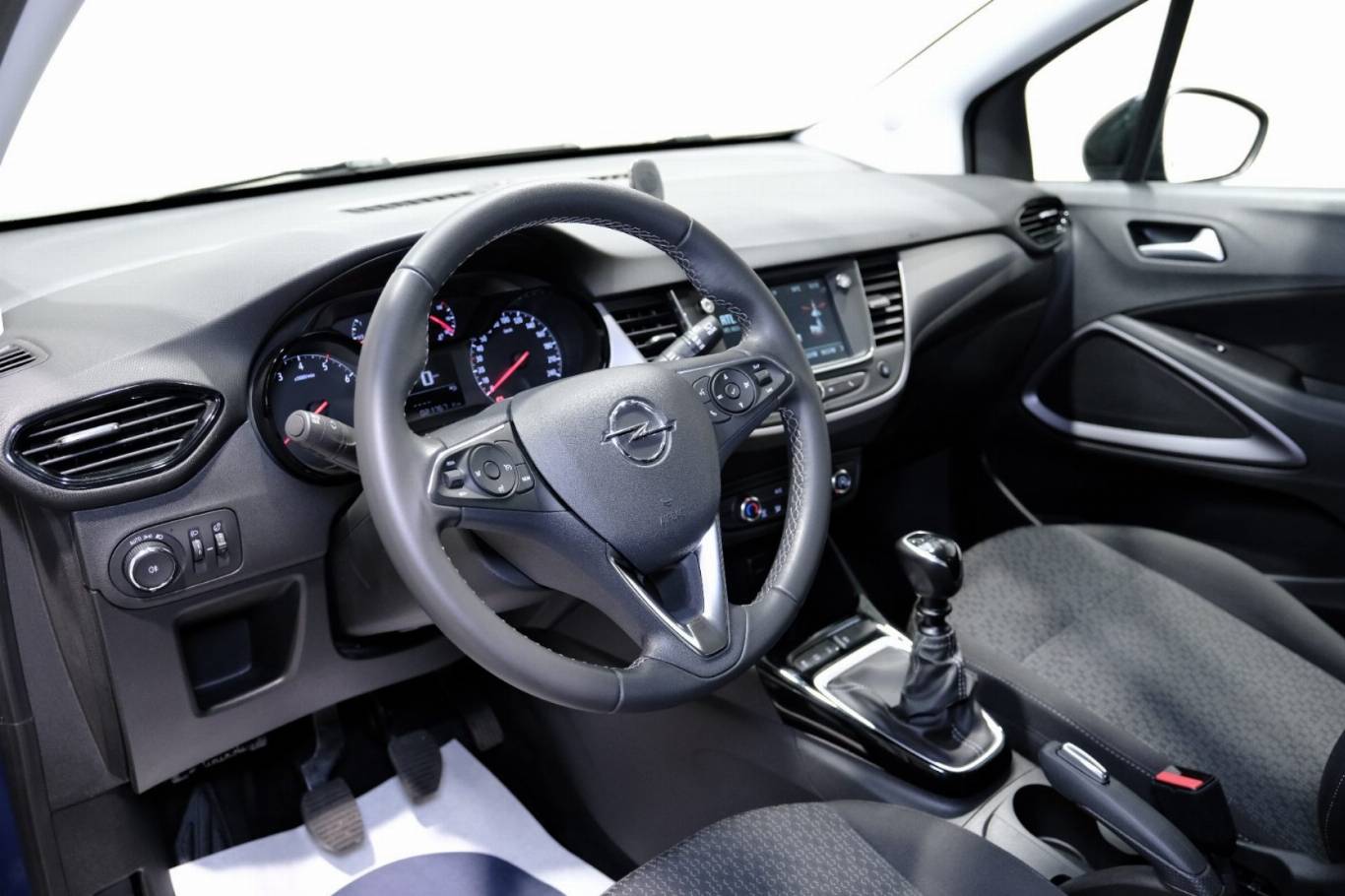 OPEL Crossland 5