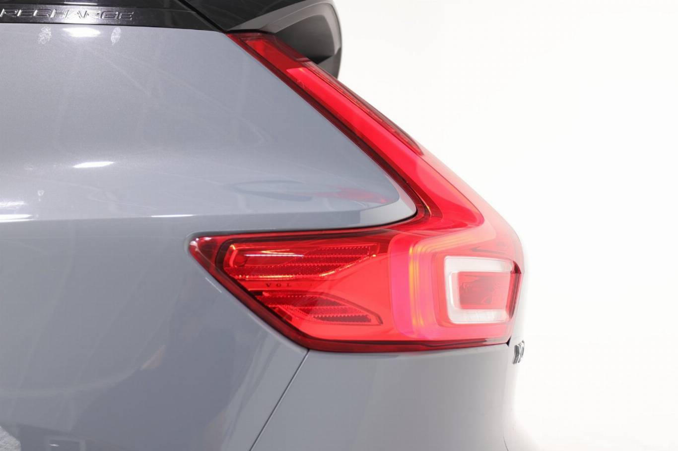 VOLVO XC40 38