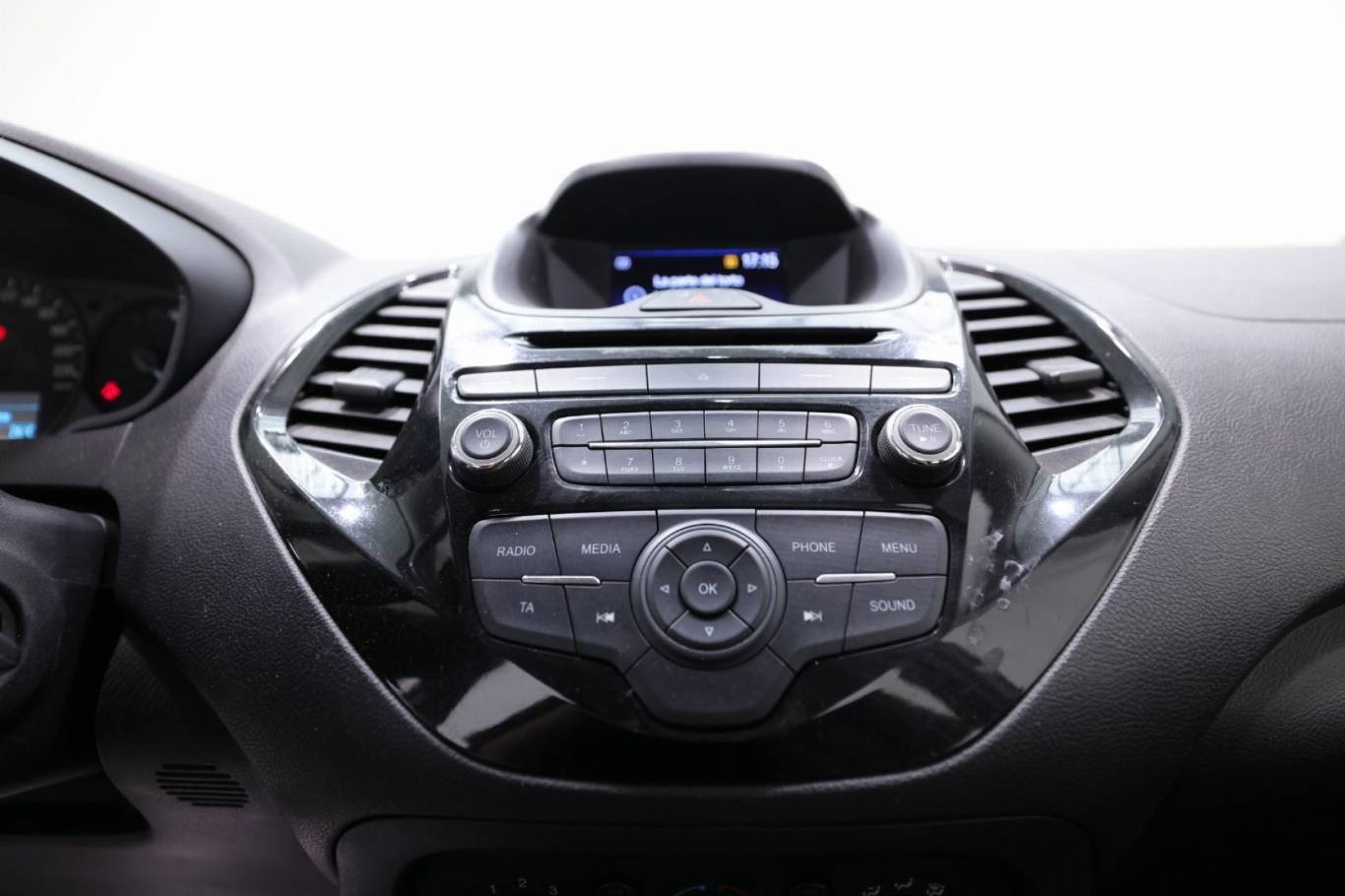 FORD Ka+ 24