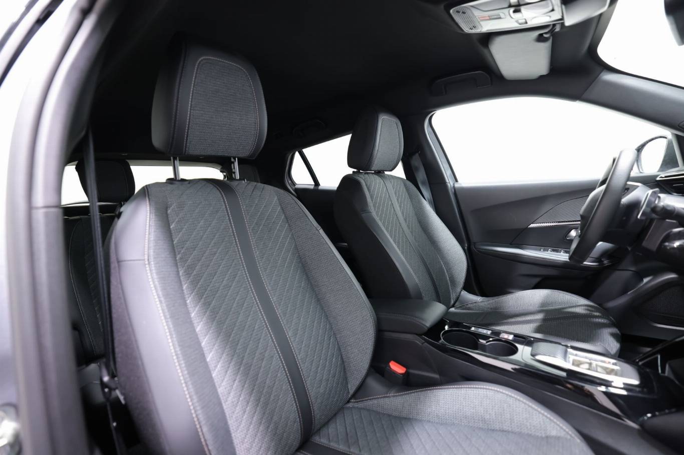 PEUGEOT 2008 50