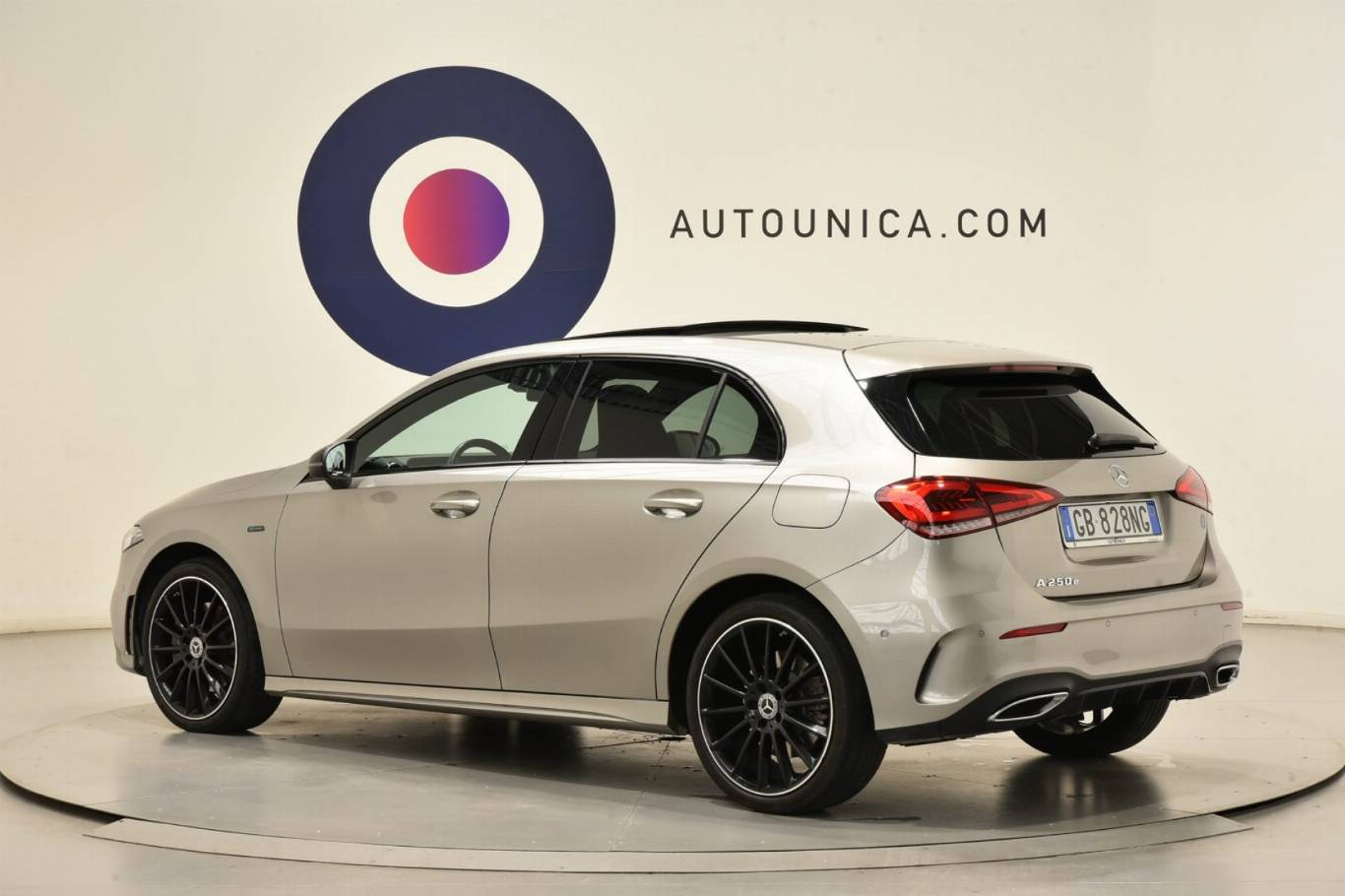 MERCEDES-BENZ A 250 2