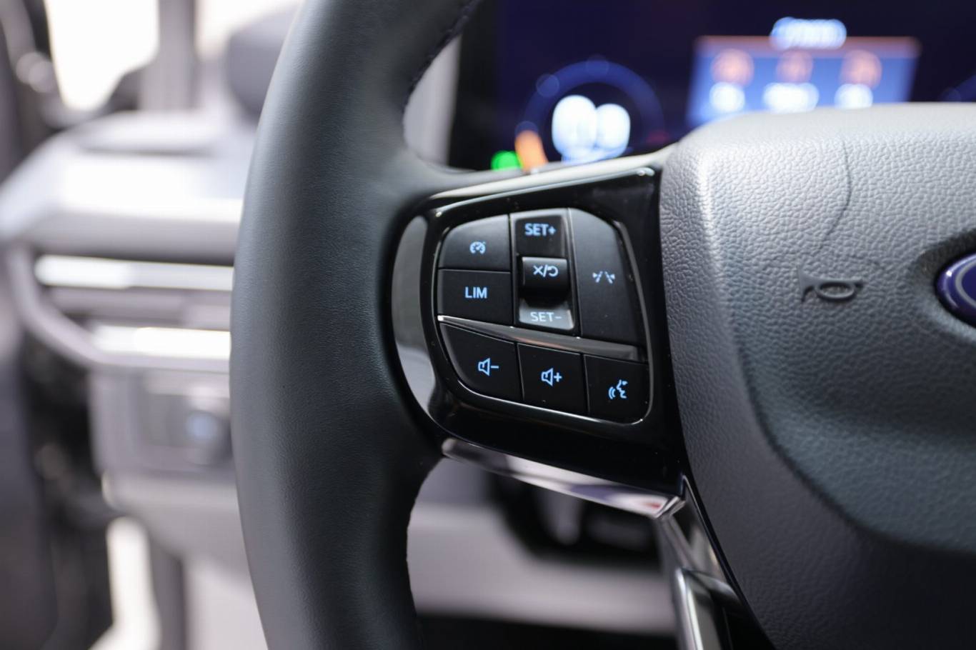 FORD Tourneo Custom 21