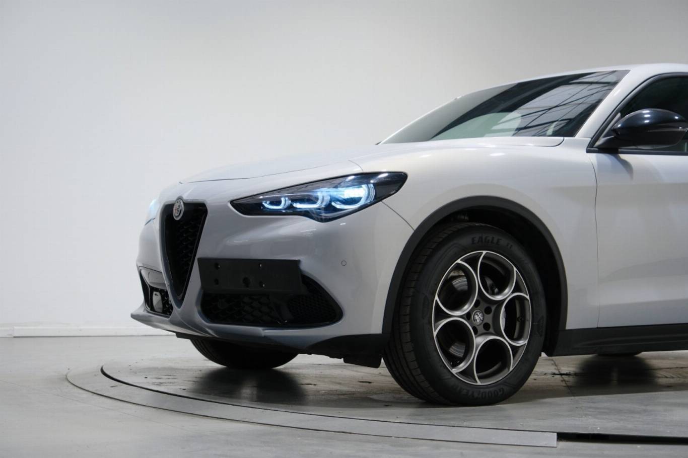 ALFA ROMEO Stelvio 11