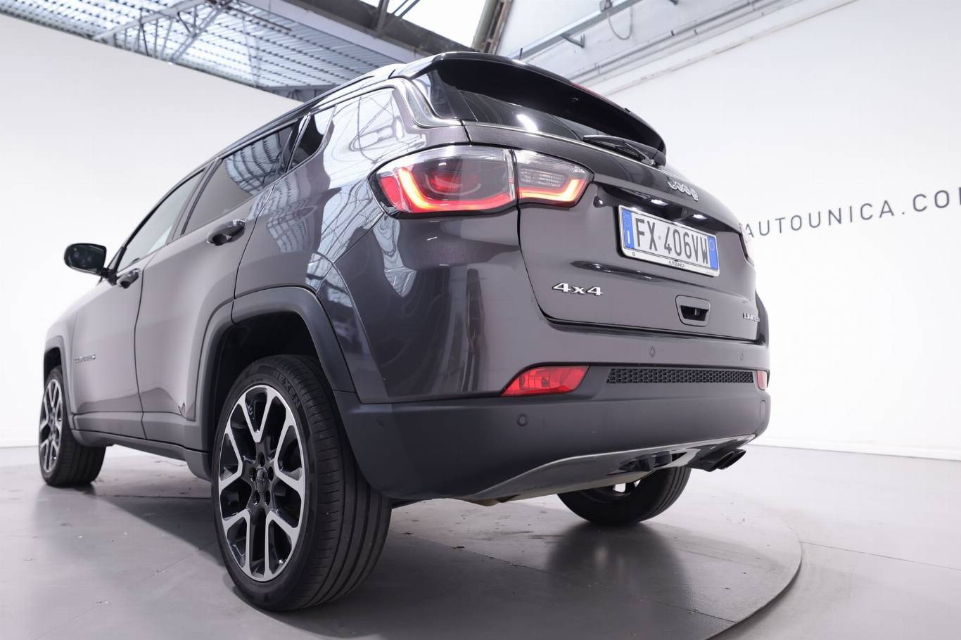 JEEP Compass 44