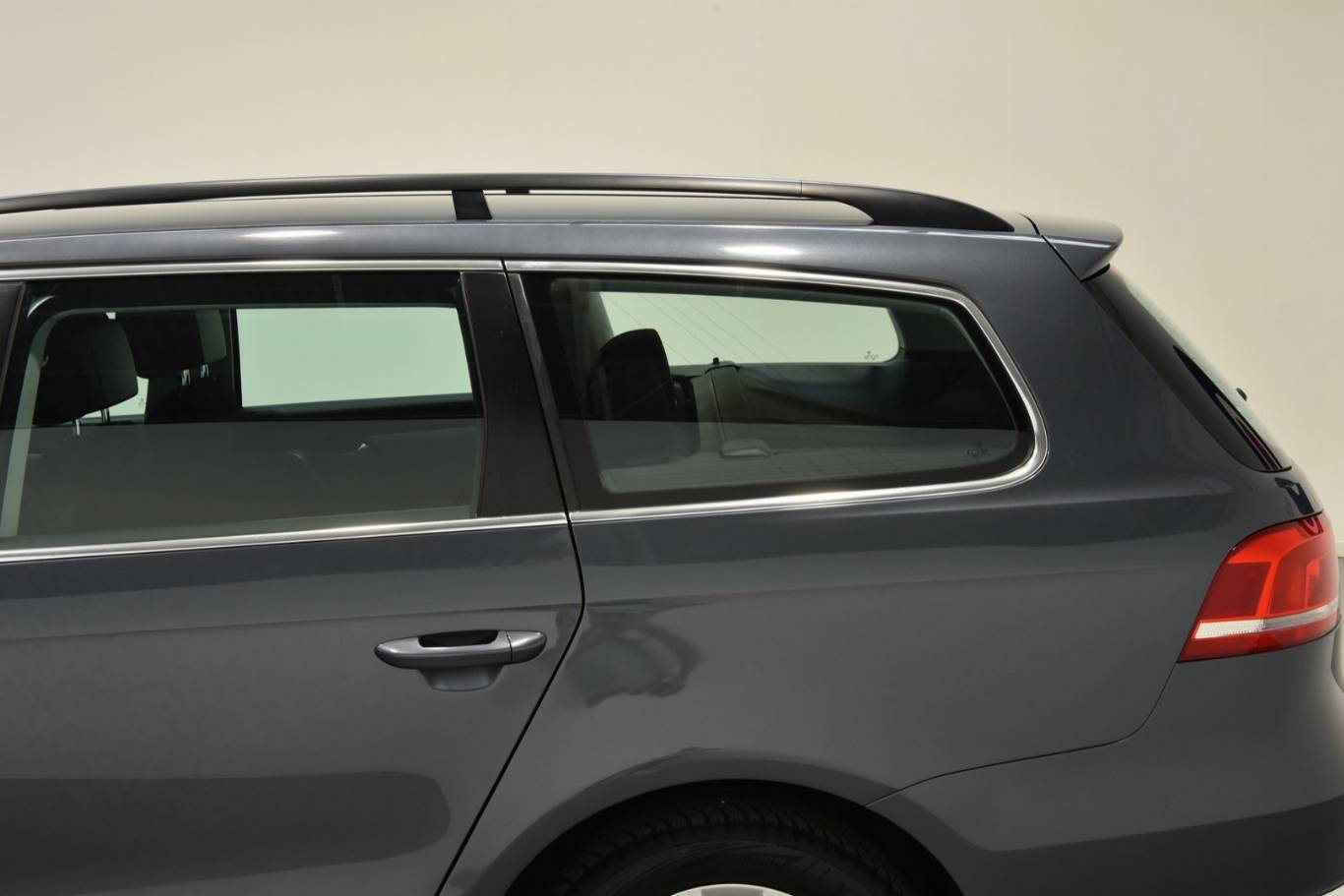 VOLKSWAGEN Passat 50