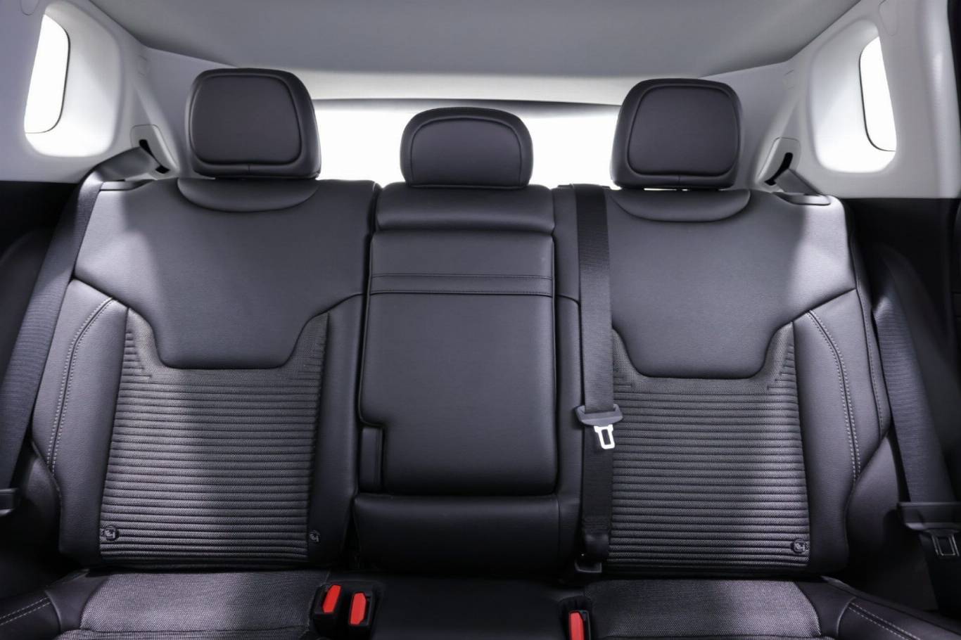 JEEP Compass 34