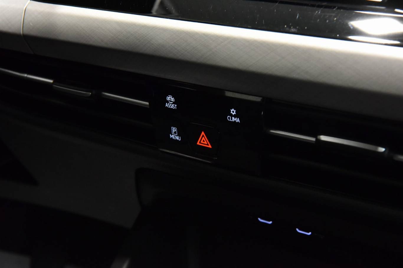 VOLKSWAGEN Golf Variant 9