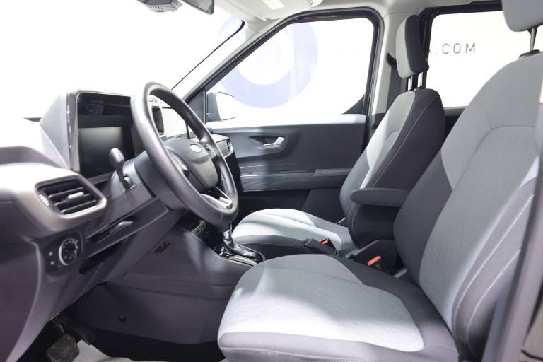 FORD Tourneo Courier 20