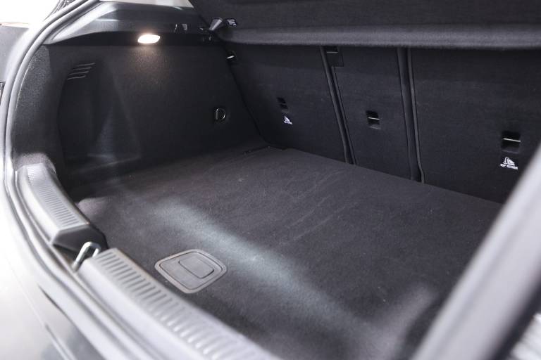 MERCEDES-BENZ A 180 56