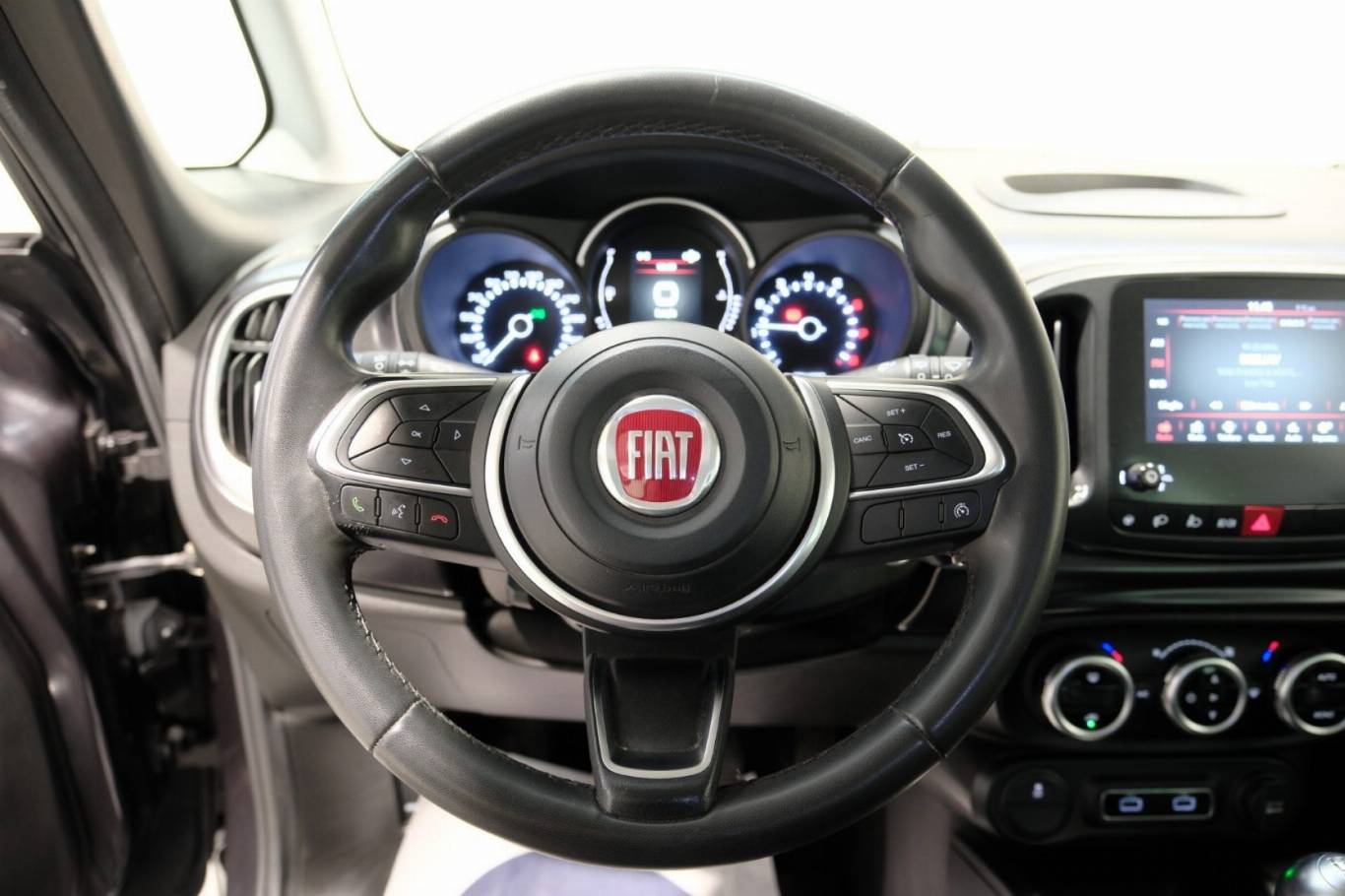 FIAT 500L 7