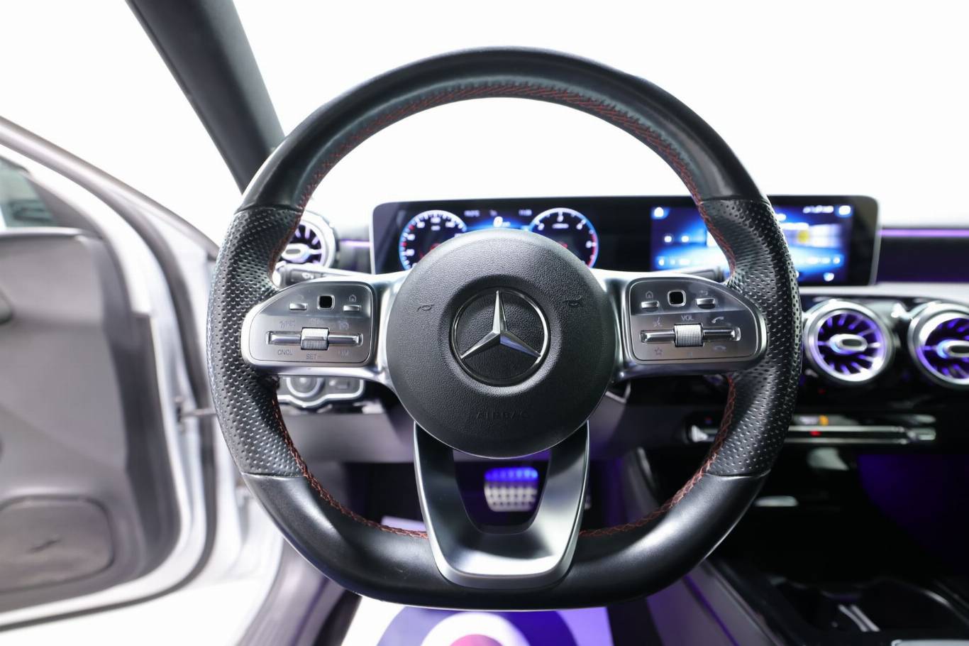 MERCEDES-BENZ Classe A 7