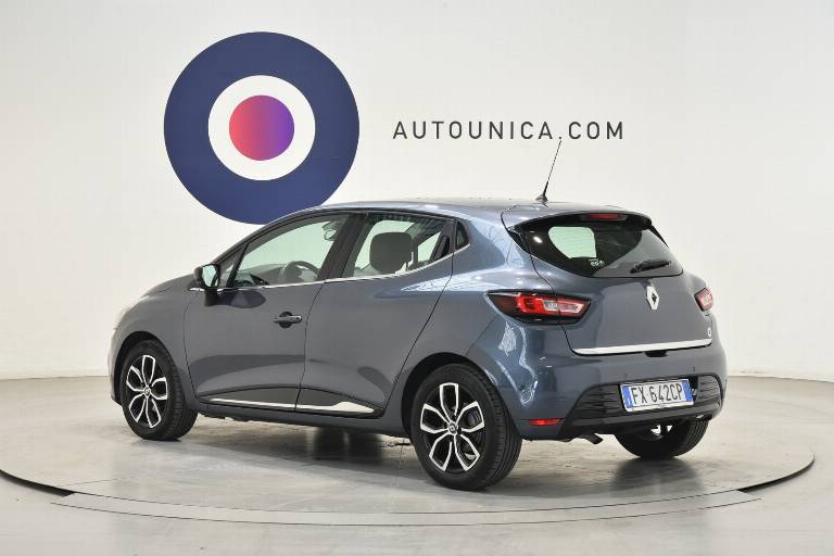 RENAULT Clio 2