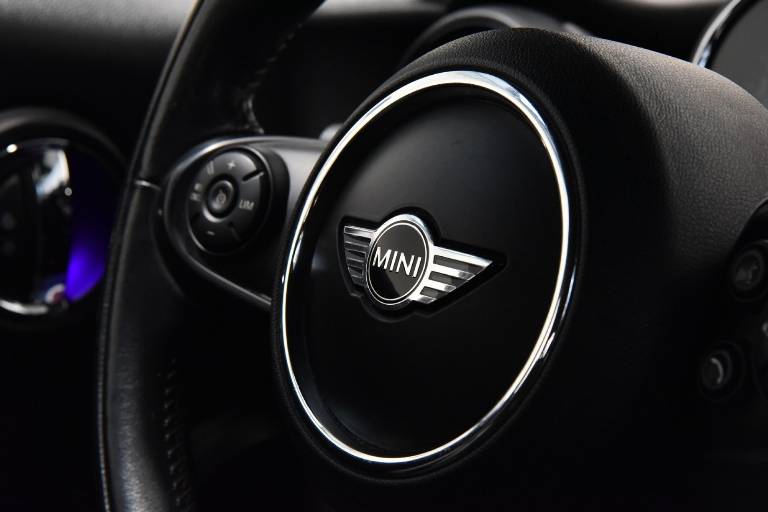 MINI Cooper D 27