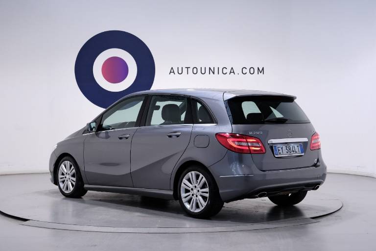 MERCEDES-BENZ B 200 15