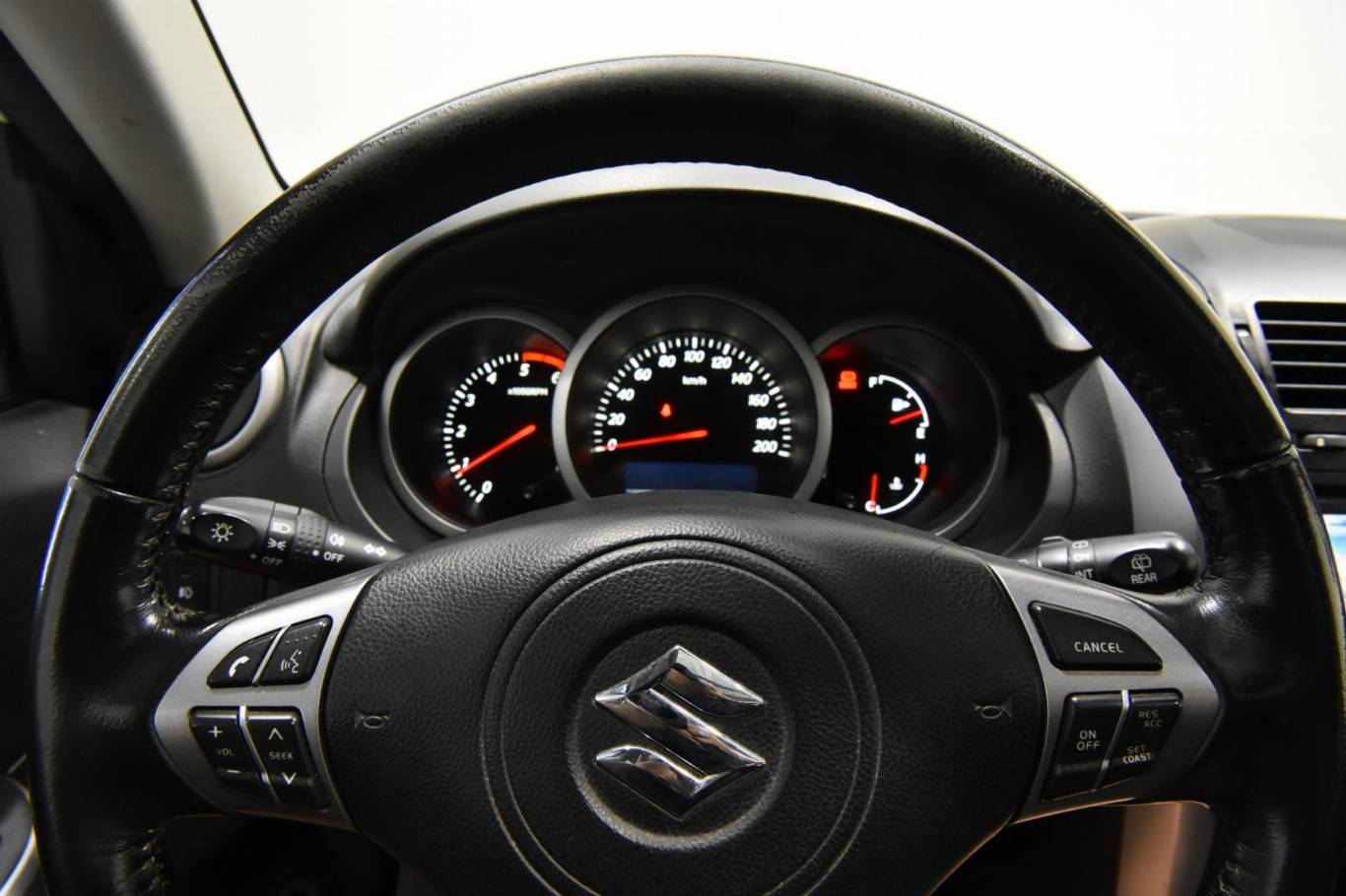 SUZUKI Grand Vitara 9