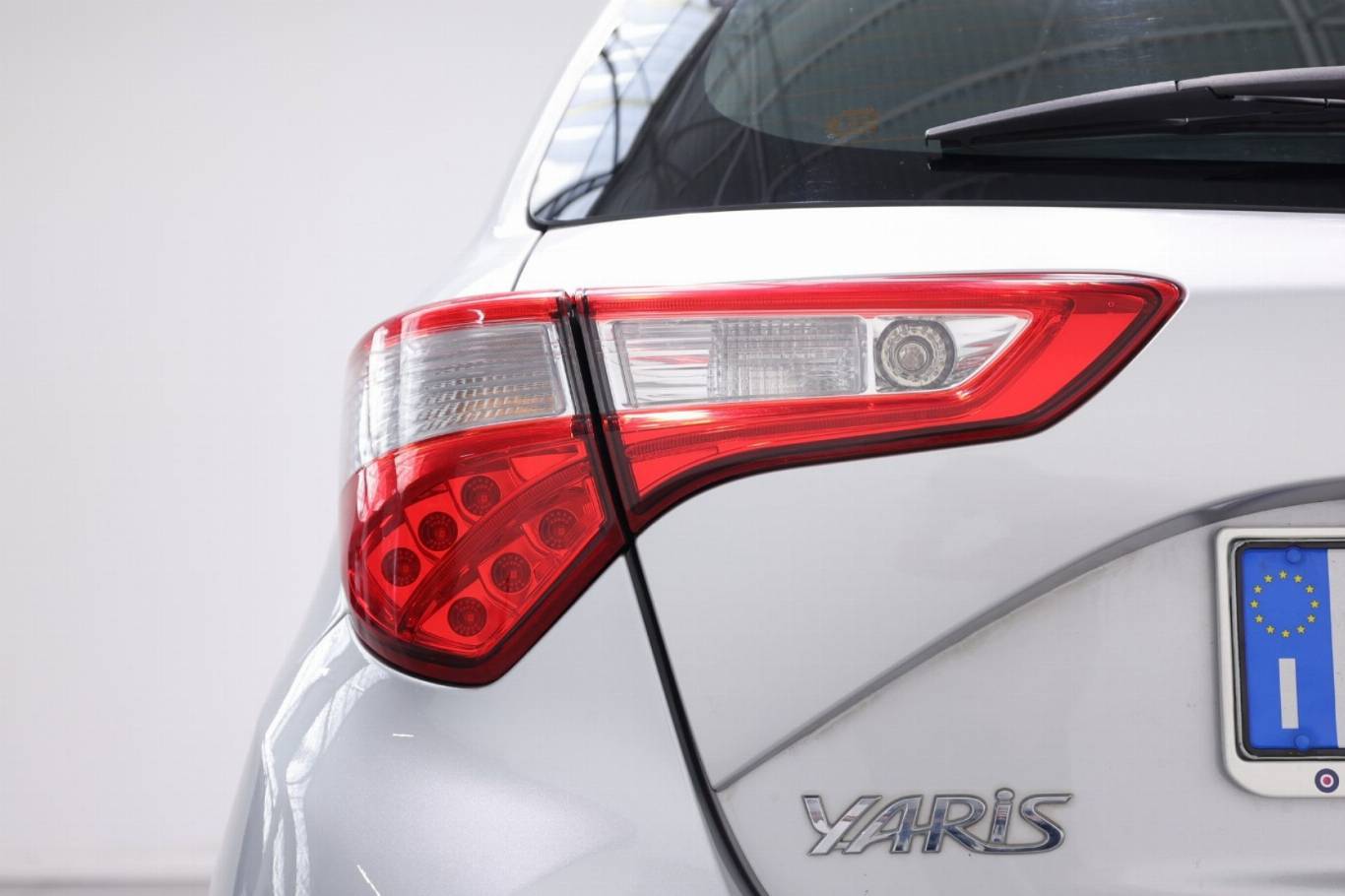 TOYOTA Yaris 35