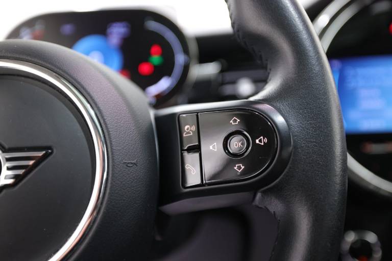 MINI Cooper 21