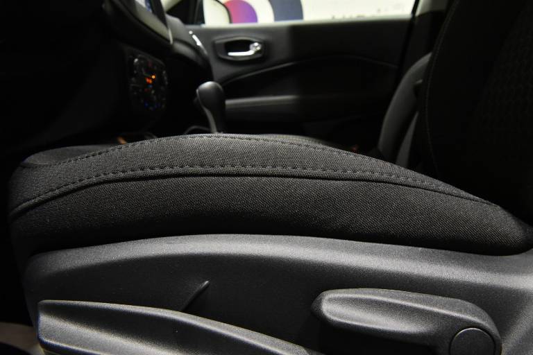 JEEP Compass 44