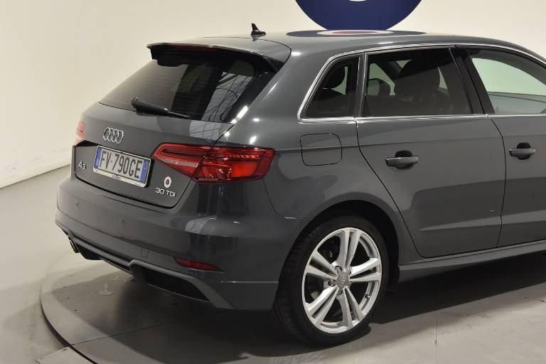 AUDI A3 19