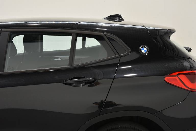 BMW X2 59