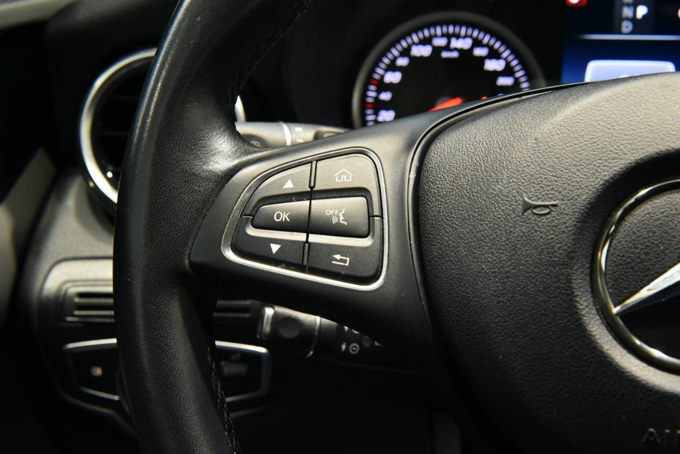 MERCEDES-BENZ C 220 43