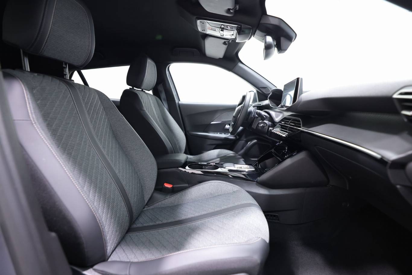 PEUGEOT 2008 49