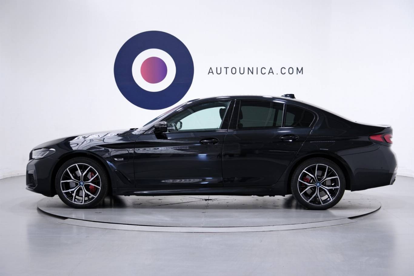 BMW 530 24