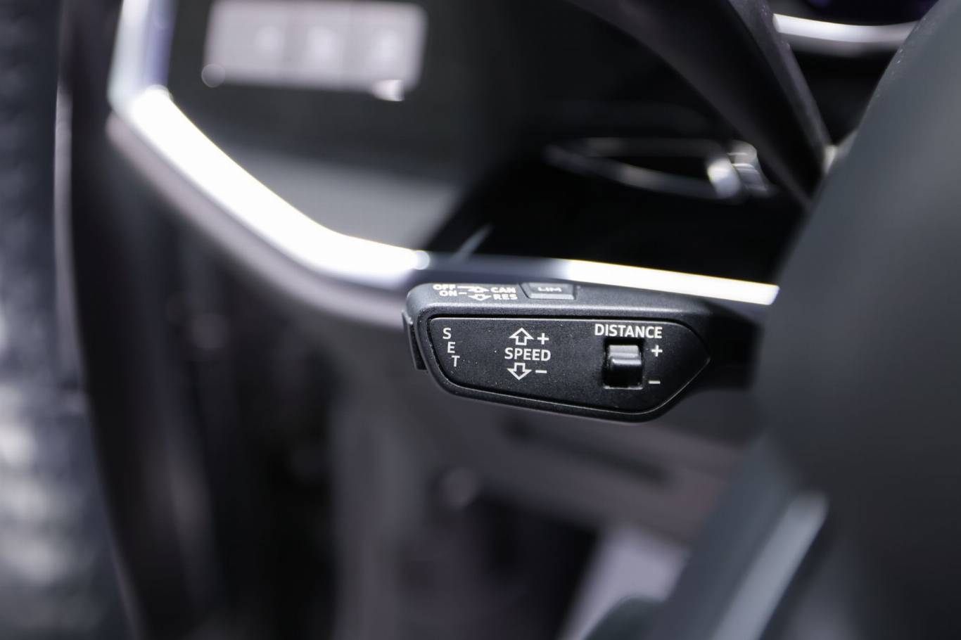AUDI Q3 24