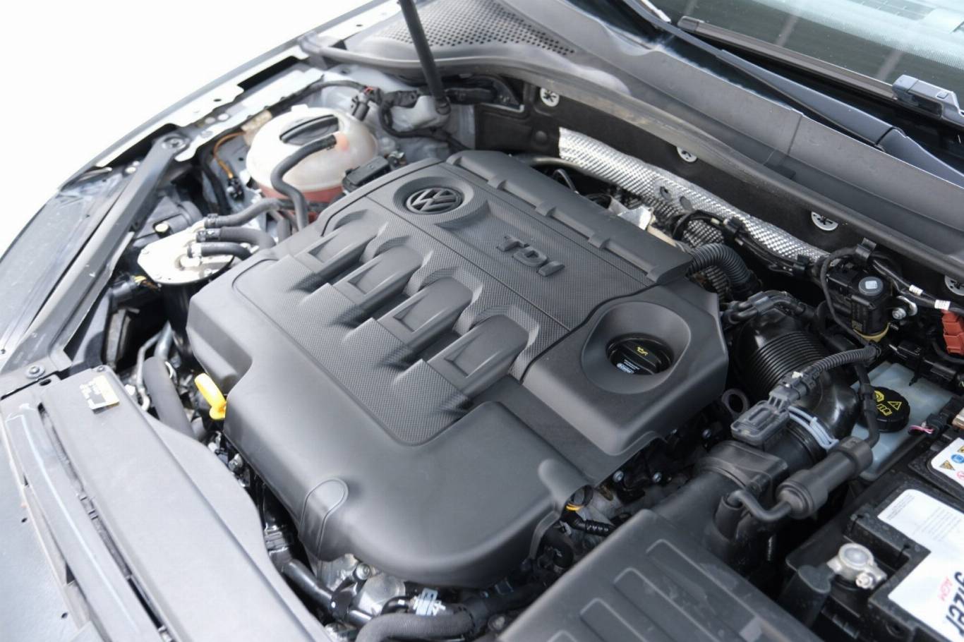 VOLKSWAGEN Golf 58