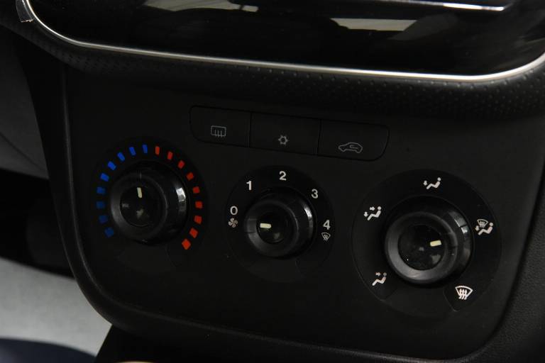 FIAT Punto Evo 24