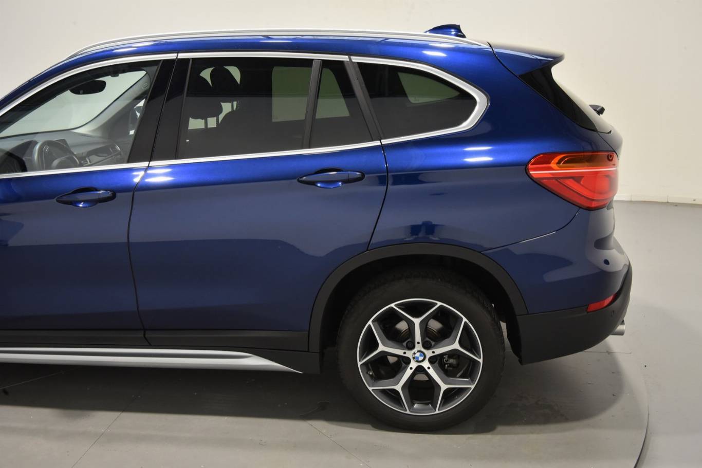 BMW X1 63