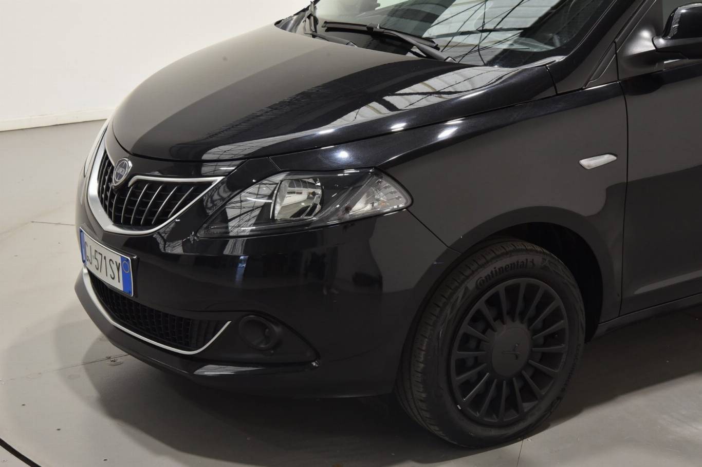 LANCIA Ypsilon 28