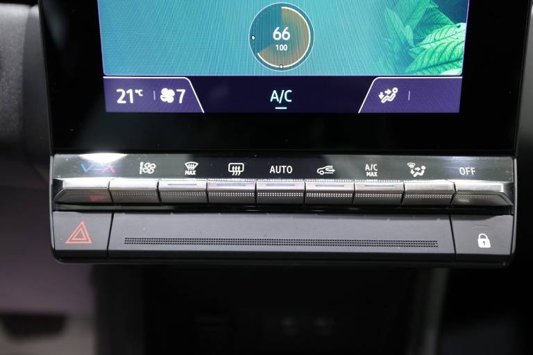 RENAULT Captur 28