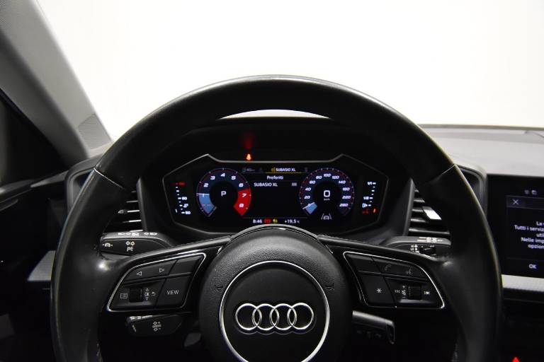 AUDI A1 5