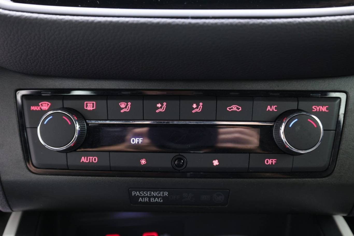 SEAT Arona 24