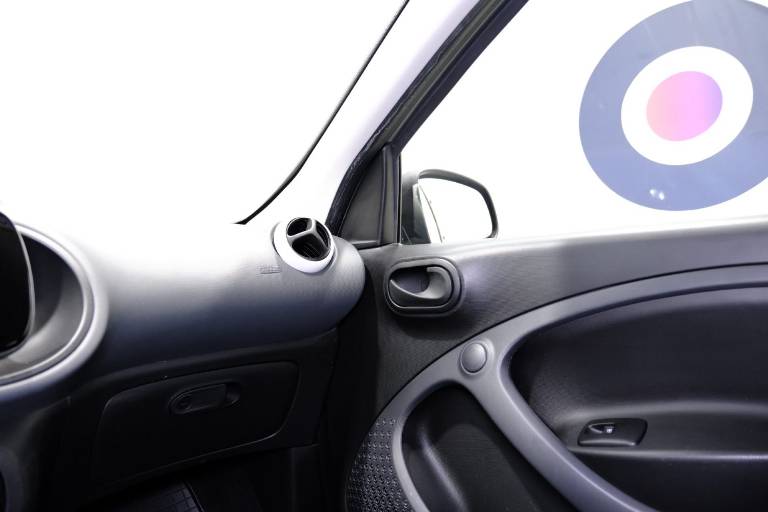 SMART ForFour 32