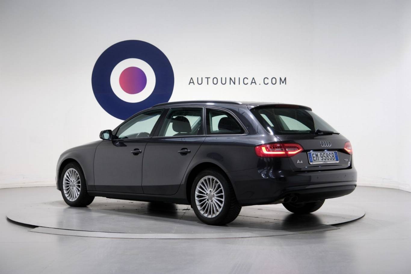 AUDI A4 17
