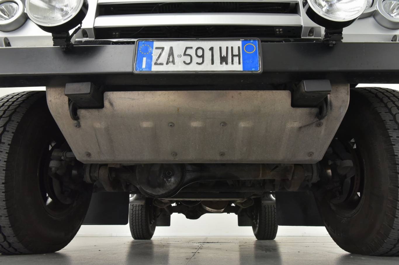 LAND ROVER Defender 88