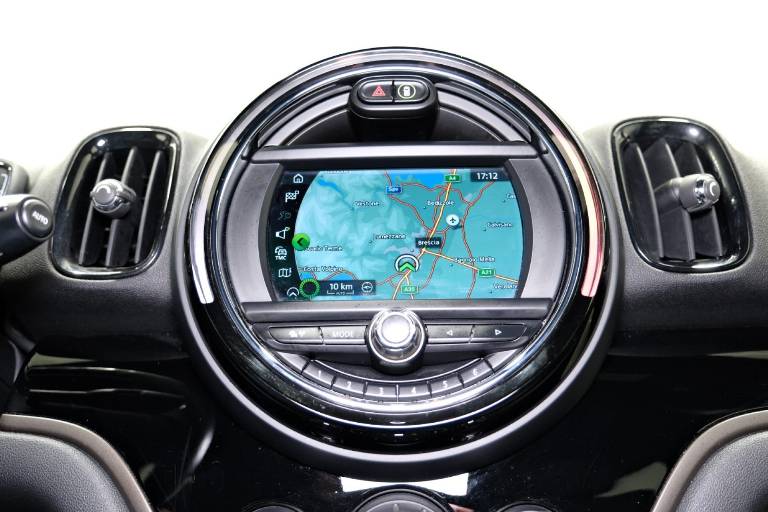 MINI Countryman 34